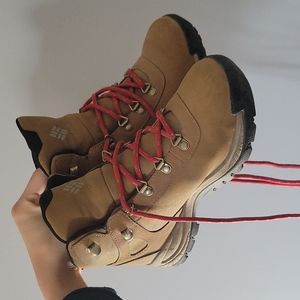 Columbia hiking boots